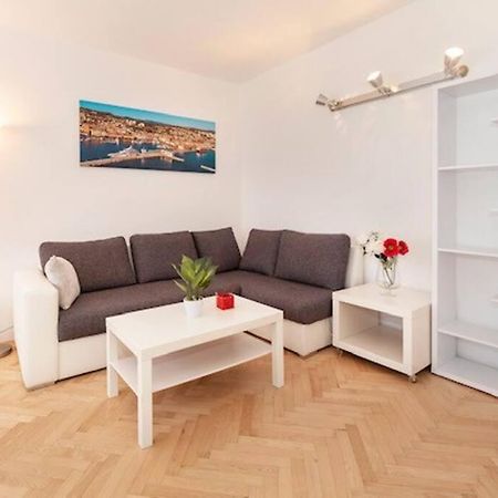 Sea City View W/ 2Bd 1Bt Free Street Parking 里耶卡 外观 照片