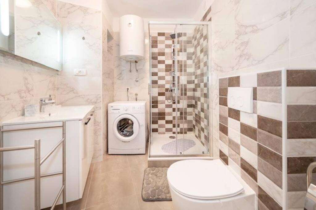 Sea City View W/ 2Bd 1Bt Free Street Parking 里耶卡 外观 照片